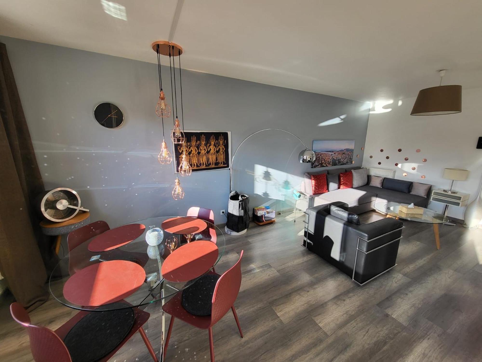 Tichnich Appartement - 2 Bedrooms - 1 Min Away From Train Station Annemasse Esterno foto
